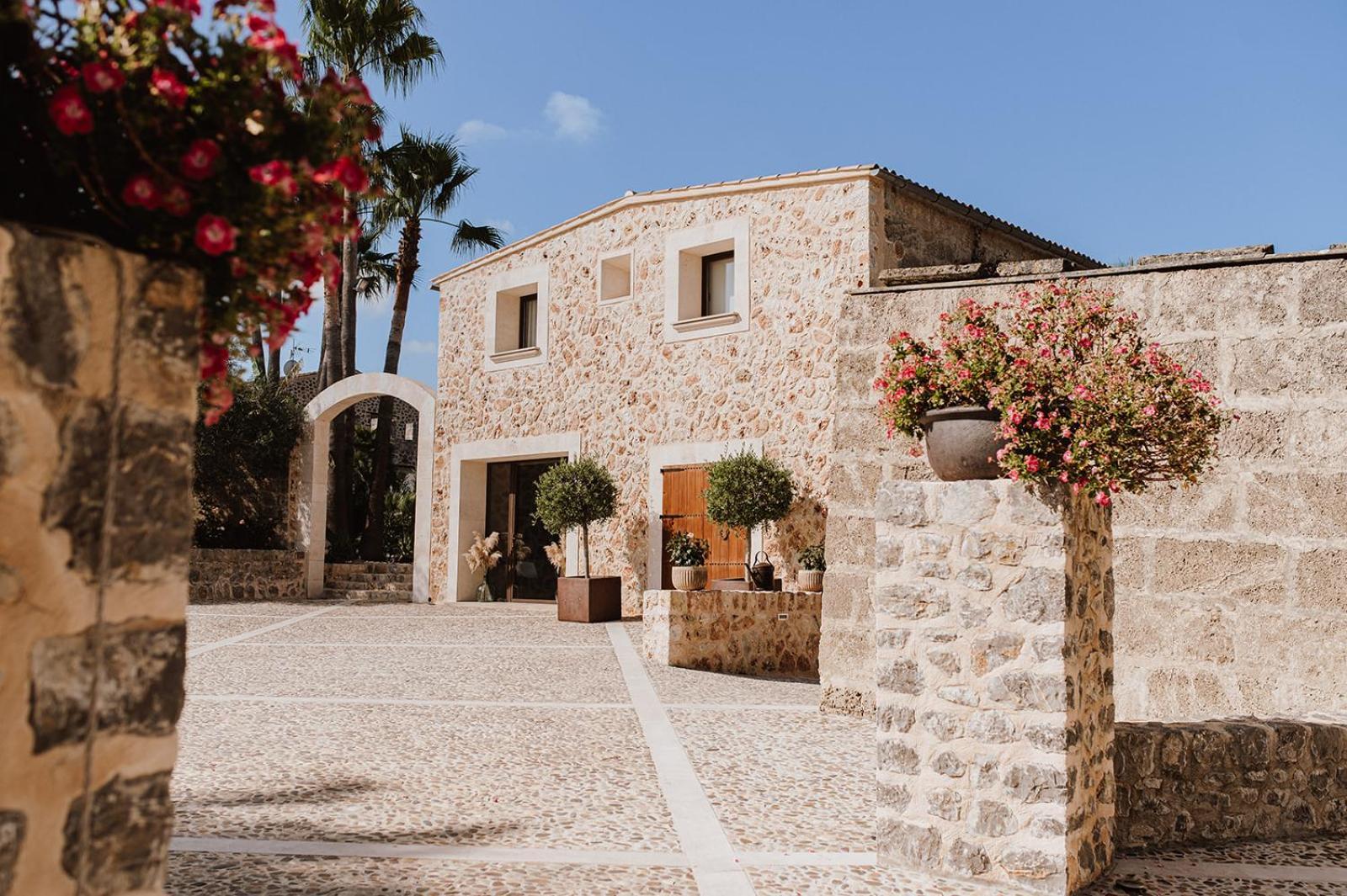 Sa Talaia Blanca Villa Muro Exterior photo
